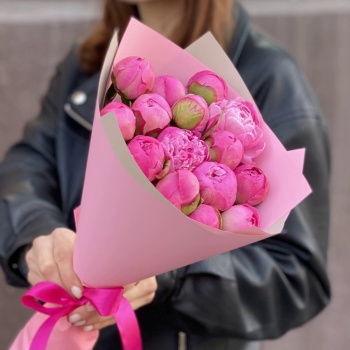 Розовый